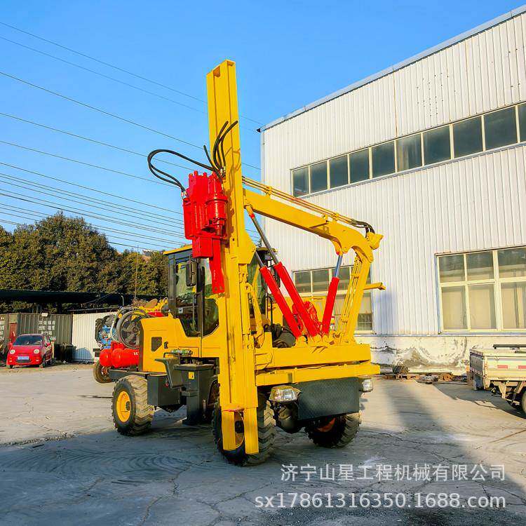 全新高速公路护栏打桩机护栏安装换新砸桩机铲车改装护栏压桩机