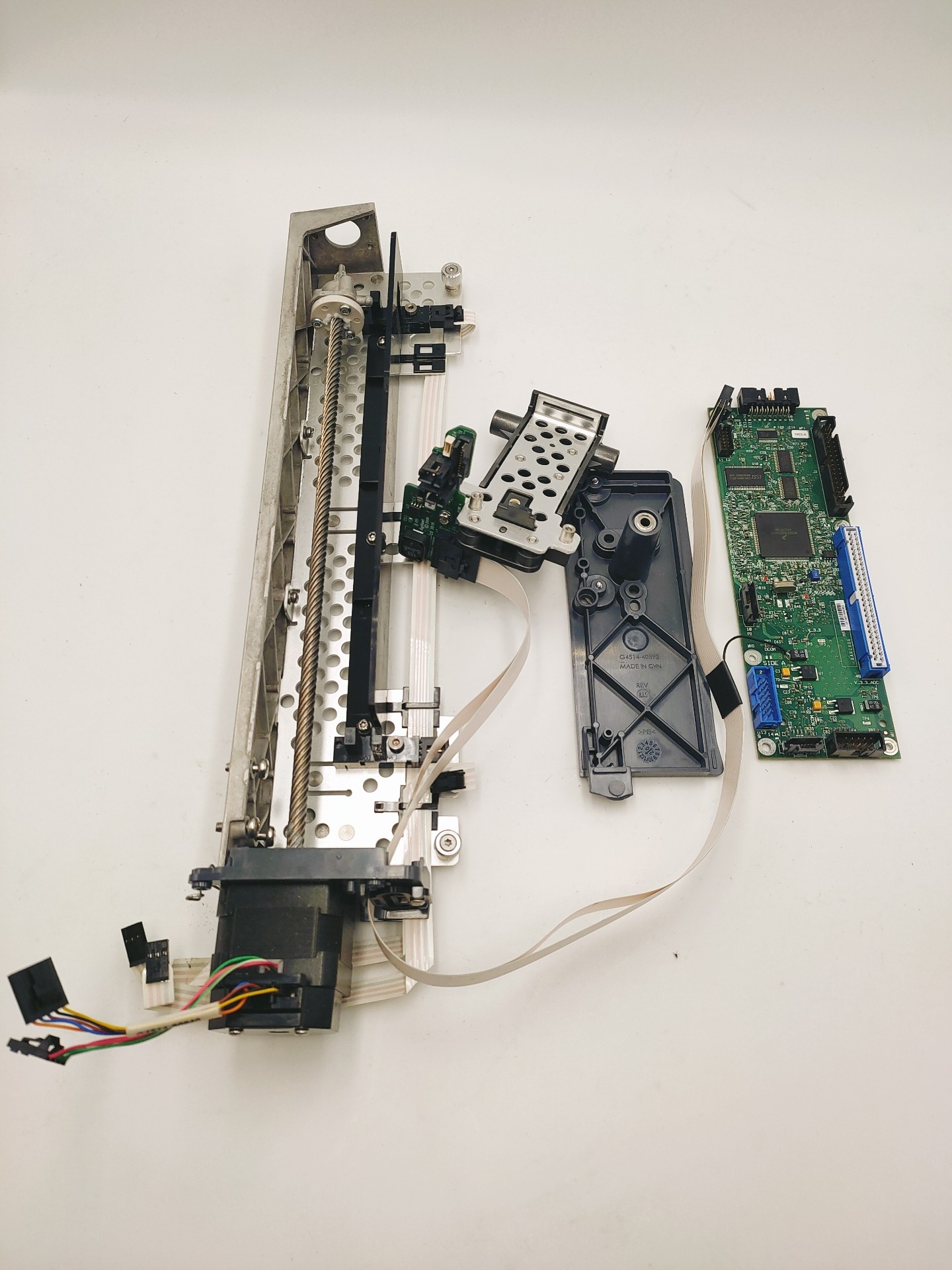 安捷伦7693a自动进样器组件，无外壳。