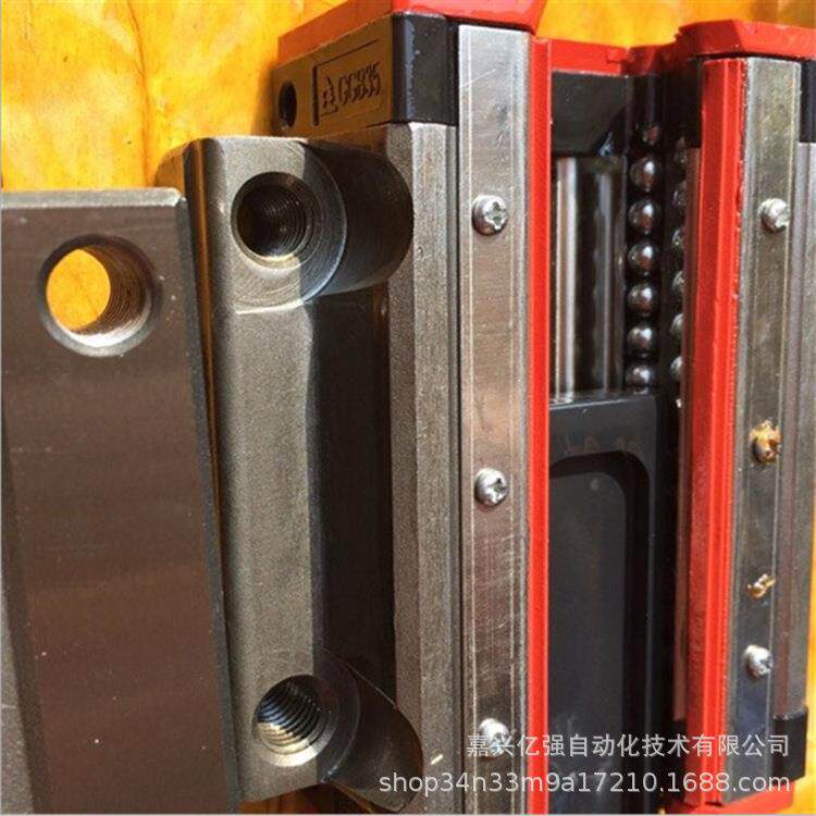 GZB25AA GZB35AA滚柱重载直线导轨副是由导轨滑块，滚柱，返向器