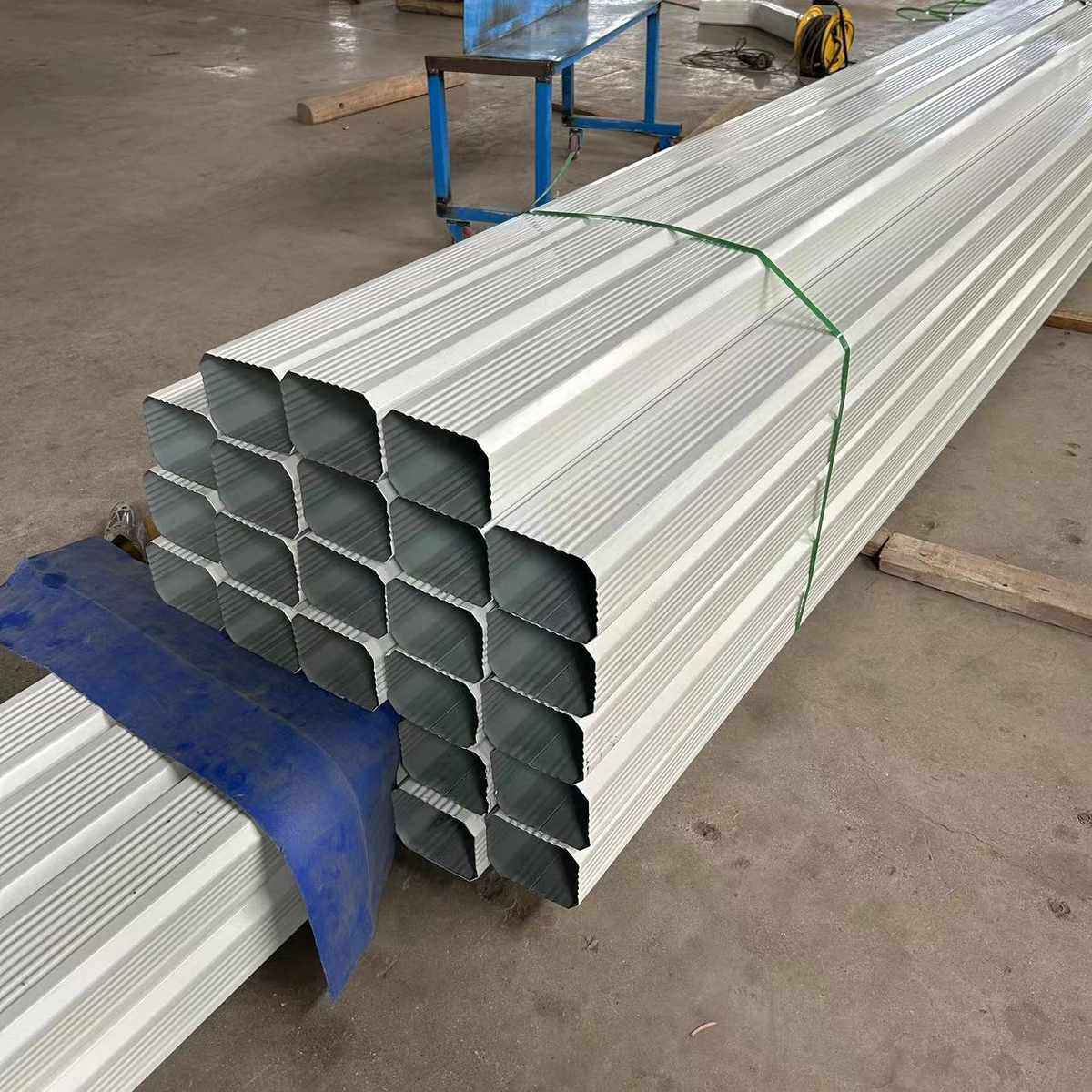 彩钢雨水管 矩形彩钢雨水管108*144大口径彩钢雨水管,金属材料及制品,其他铝制品,淘宝优惠券,粉丝福利购,淘宝优惠卷