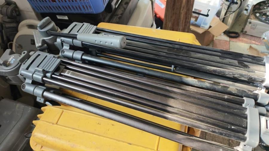 11月28日北京【京械5954】单位淘汰报废处置原装全铝三脚架2个网络拍卖公告