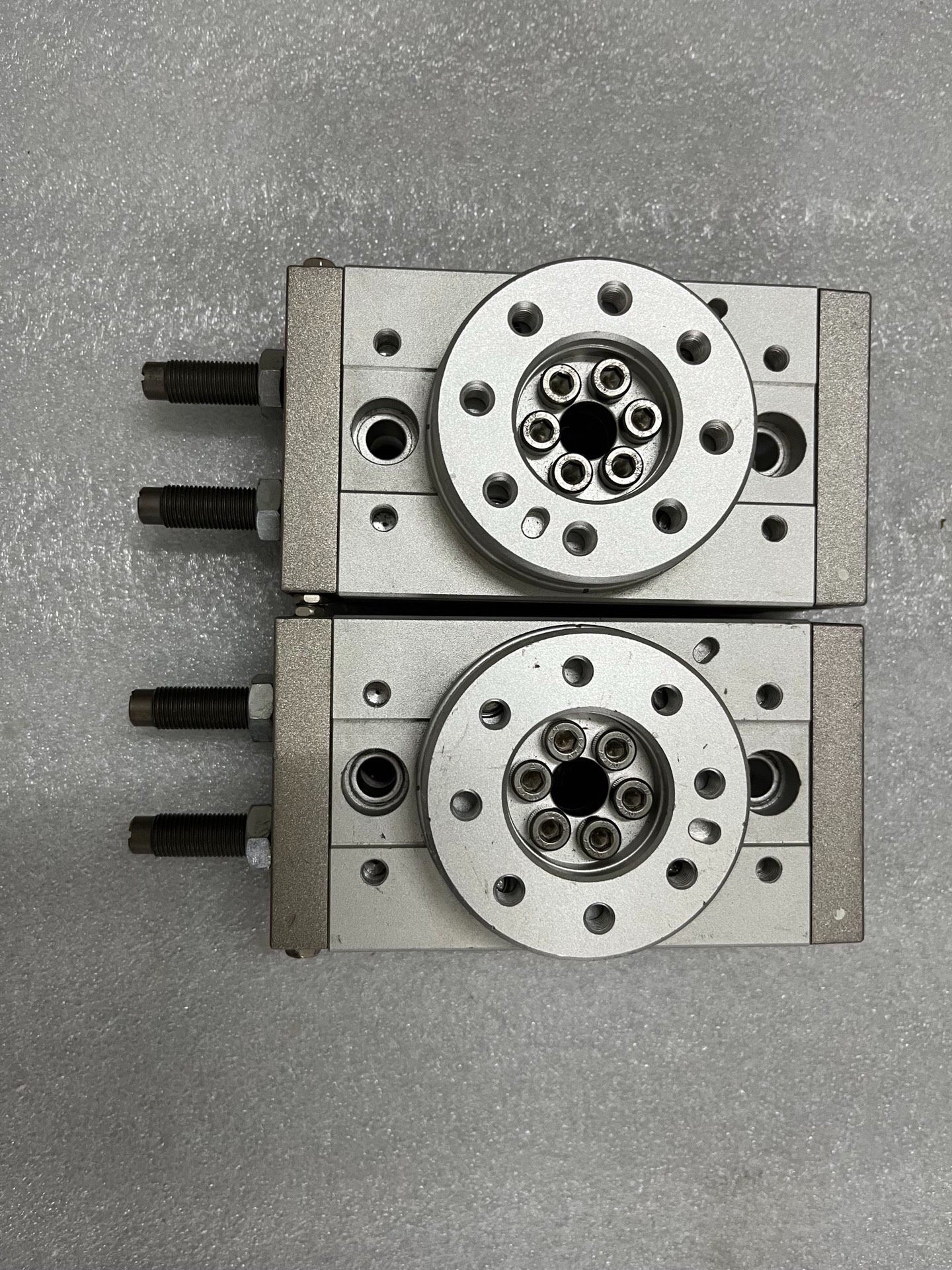 SMC旋转气缸MSQB30R，拆机现货十几个，成色不错，实图