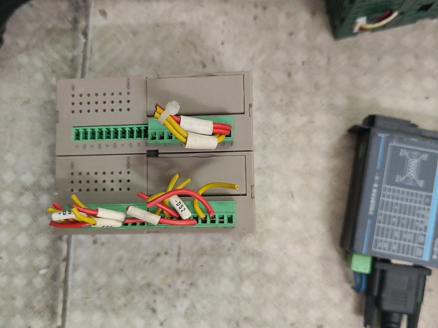 繁易FBox-4G-Lite物联网盒子，型号CE-AD08V