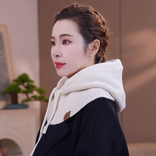 衣服上配的假帽子领连帽带