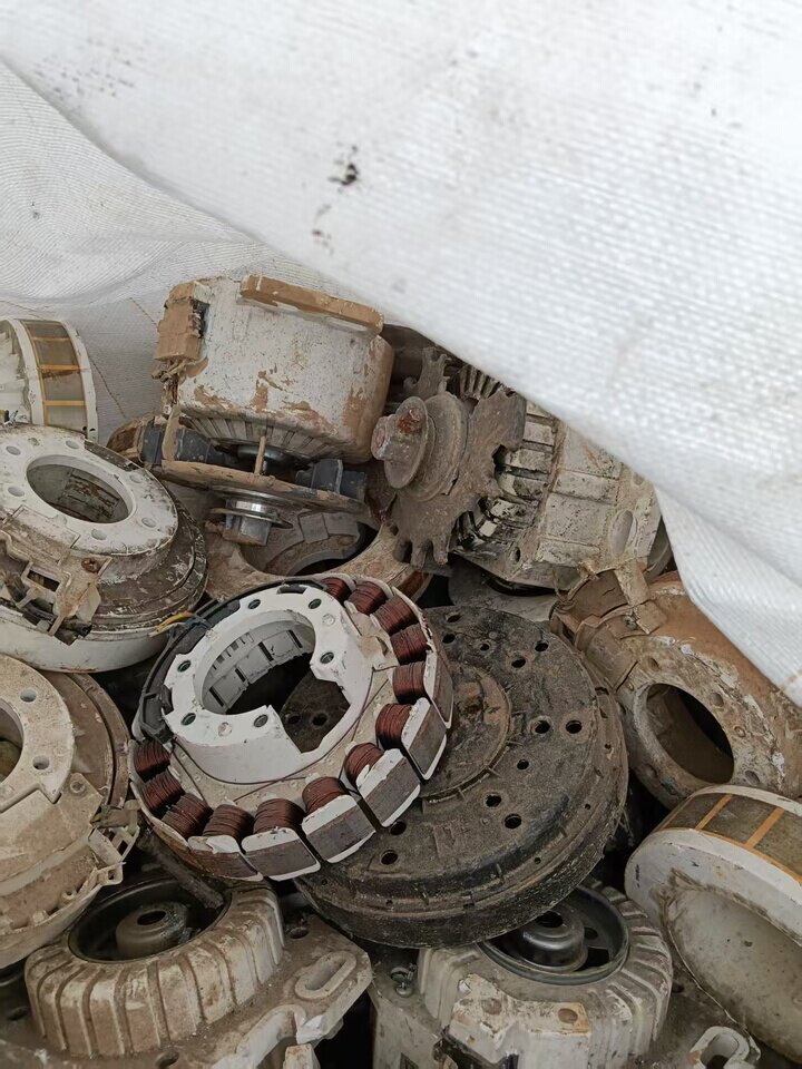 3月23日岳阳处置报废小电机约4.6吨打包价格处理。可过磅（代发物流）网络拍卖公告