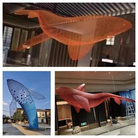 定制不锈钢镂空鲸鱼雕塑酒店商场，铁艺网格海洋，动物悬挂海豚装饰品