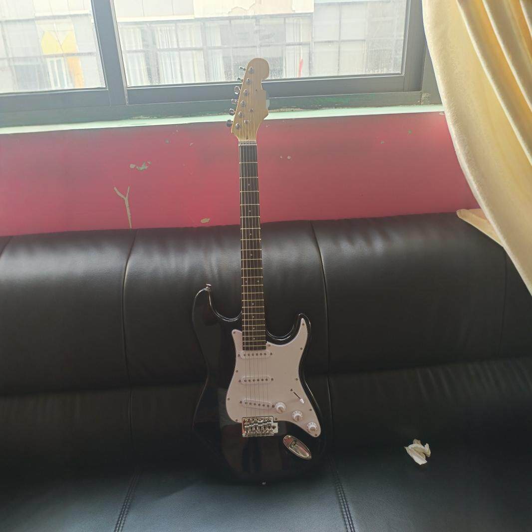 厂家直供新款入门电吉他跨境出口成人初学者男生入门旅行电子吉他