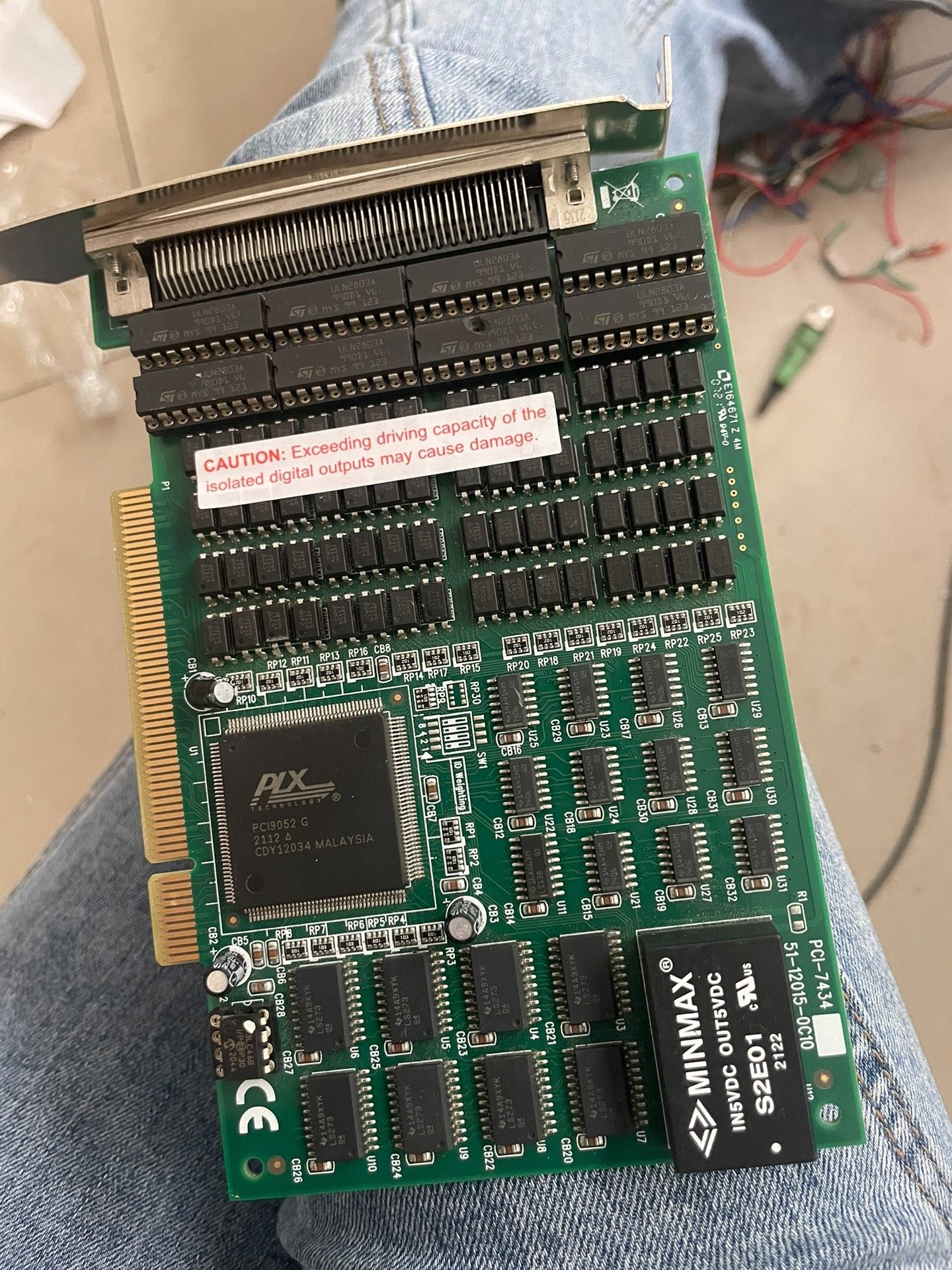 凌华ADLINK PCI-7434 高速数字采集卡，图片是实