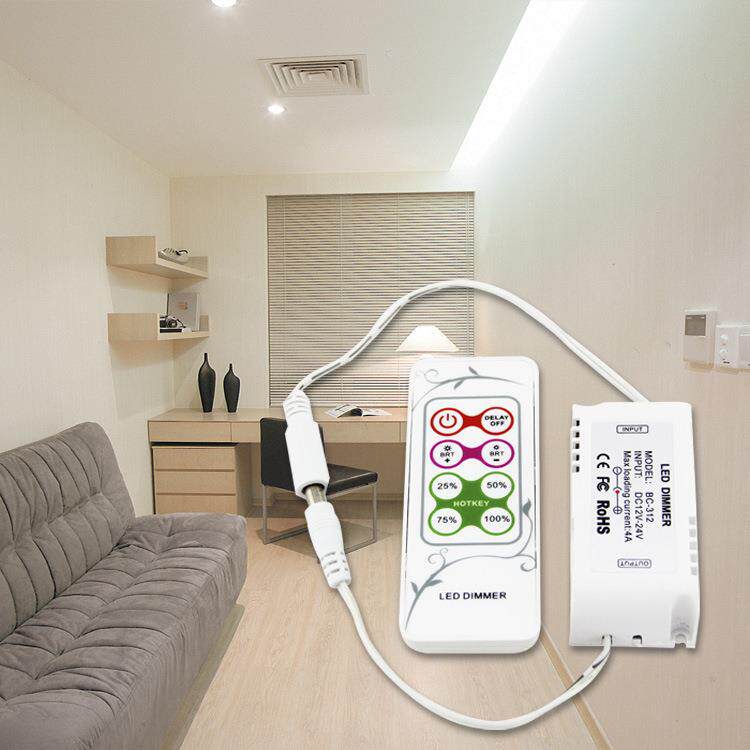12V调光器 3528灯条调光控制器 LED调光控制器 迷你led调光器
