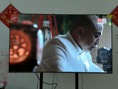 【电视外观展示】酷开6C 65好还是海信H65E3A好？质感哪款更强些？