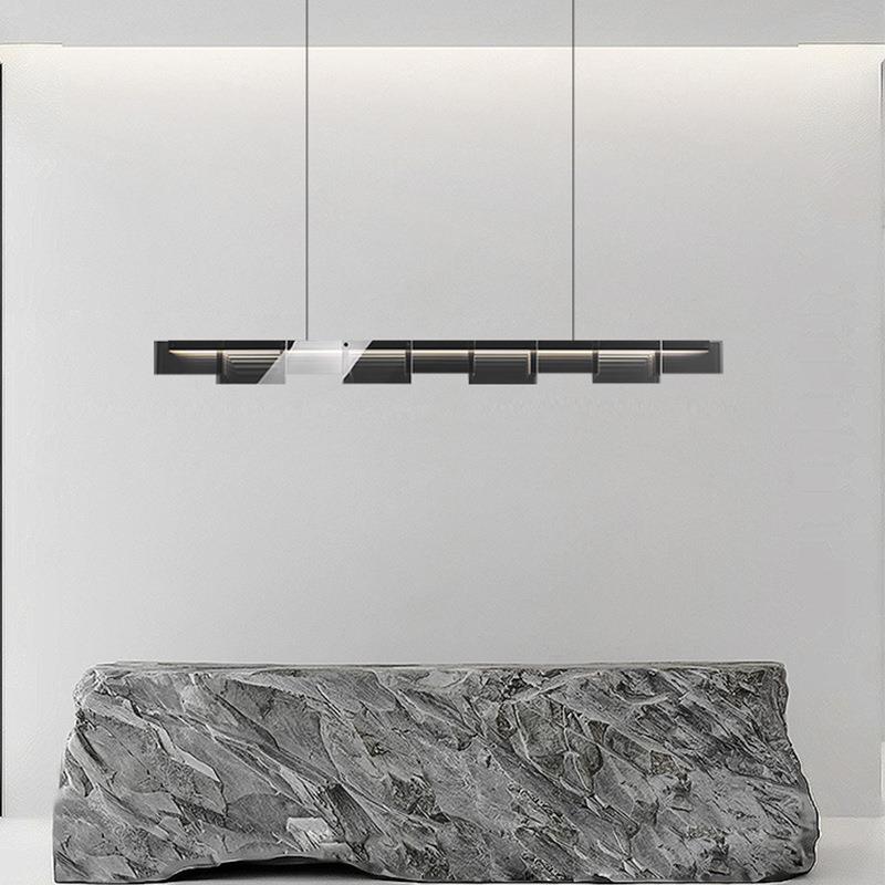 意式全简高端餐厅吊灯现代简约玻璃极计感长条光谱餐桌书295房设