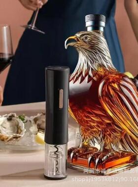 老鹰威士忌酒瓶高硼硅玻璃泡酒瓶动物造型新品动物泡酒瓶创意
