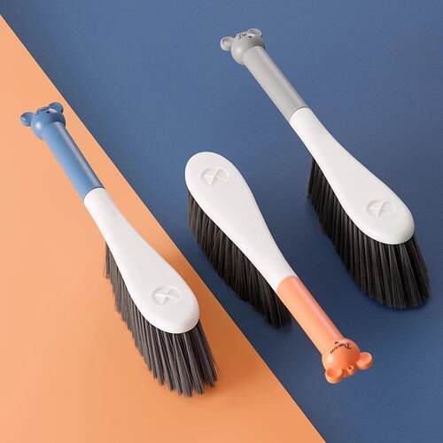 Bed Sweeping Brush - A Household Cleaning Wonder for Your Be