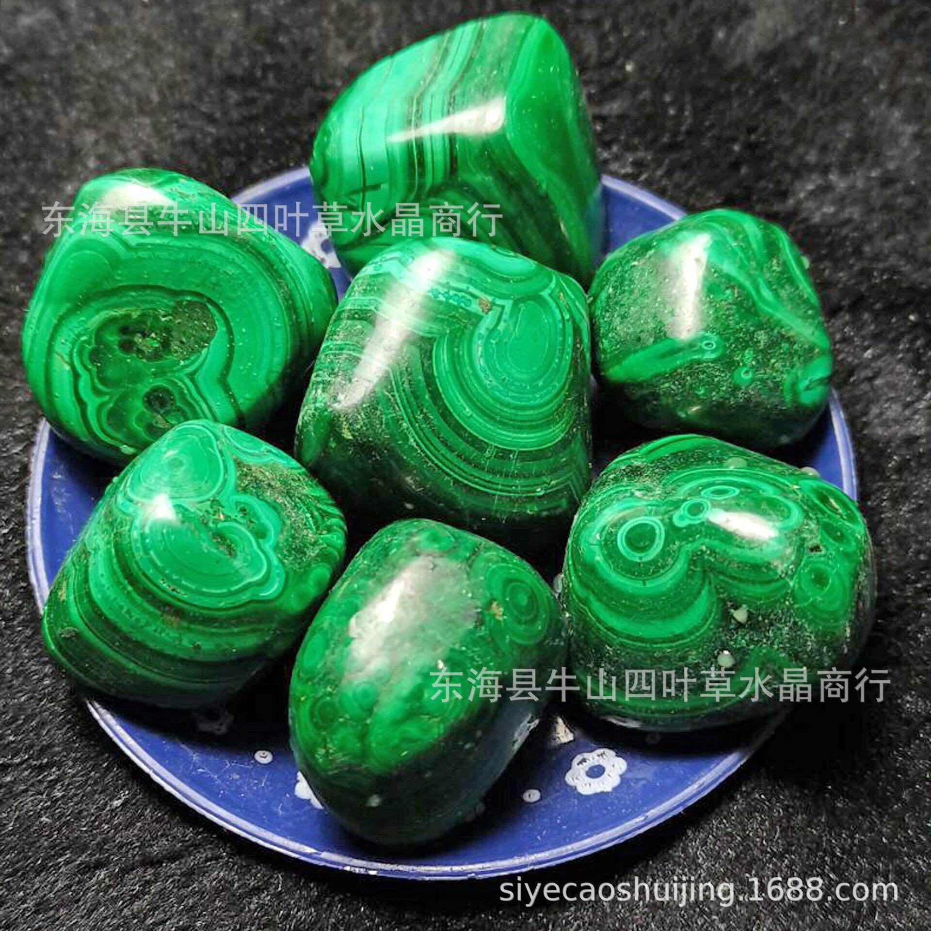 100克20-30毫米天然孔雀石裸石手把件造景装饰石摆件滚石矿标