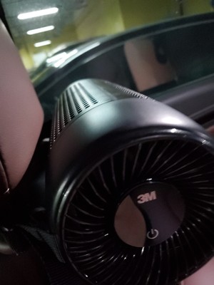 3M车载空气净化器怎么样?用后七天感受!【心酸大揭秘