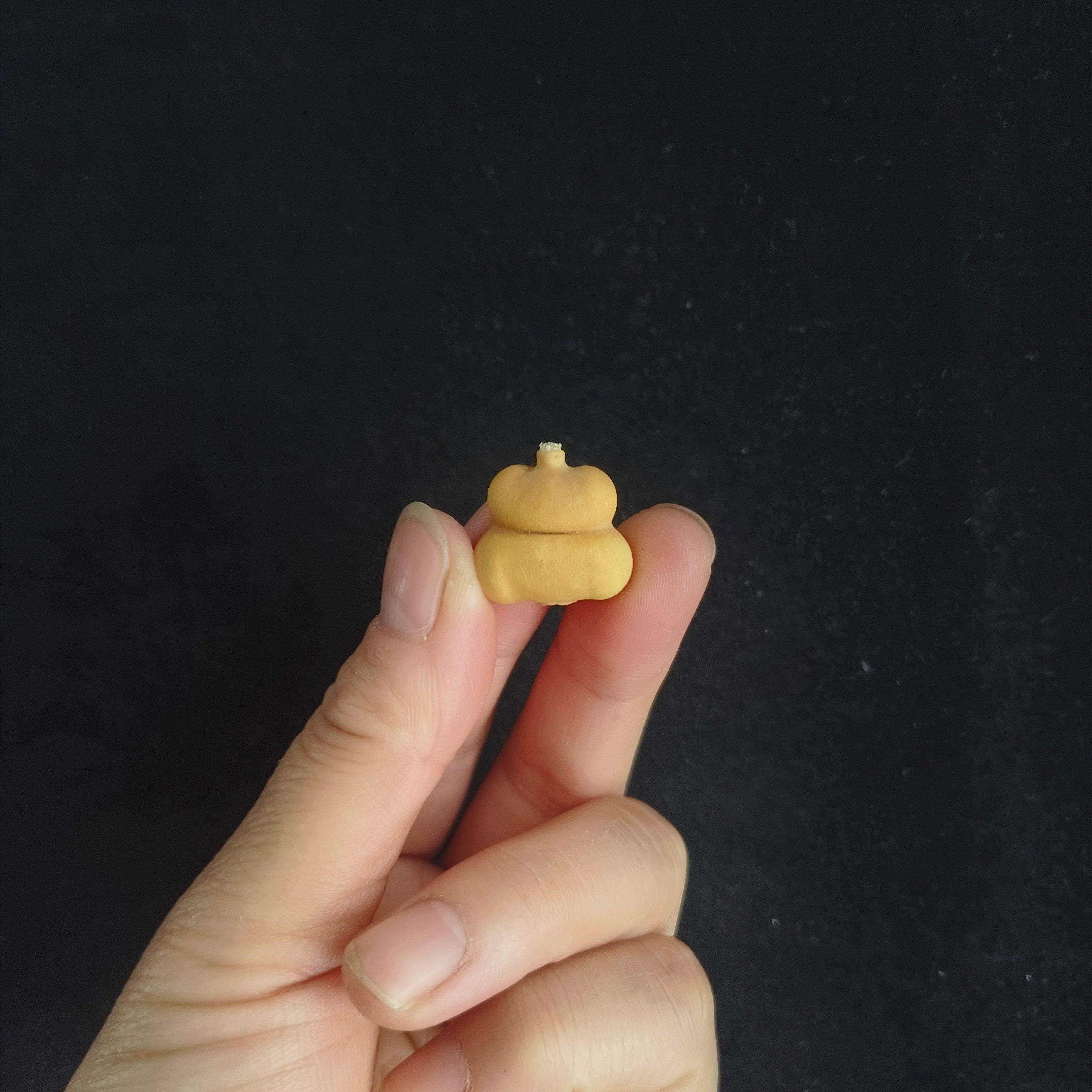 一物一图天然草里金钱袋子葫芦异形熊脸钱袋葫芦文玩盘玩手捻把件