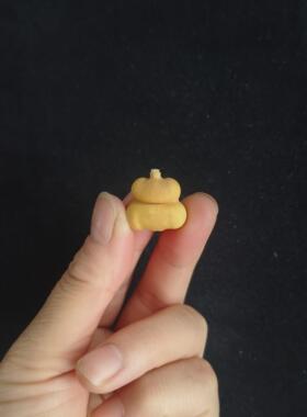 一物一图天然草里金钱袋子葫芦异形熊脸钱袋葫芦文玩盘玩手捻把件