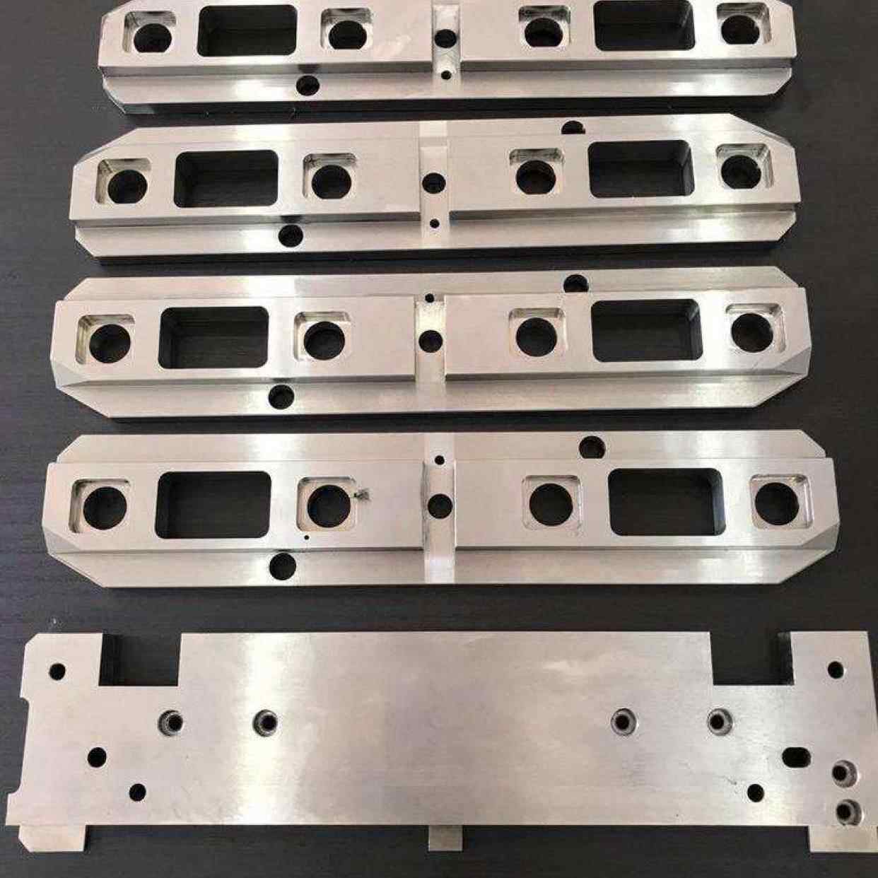非标零件加工铁件铝合金cnc铣床车床机械手炮管横行板加工定做