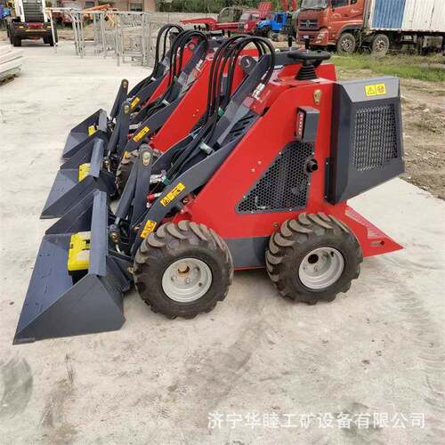 小型轮式滑移装载机微型小铲车履带推土机工程农用出口小铲车