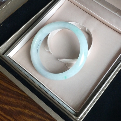 豪8印象S80冰种翡翠手镯怎么样极度喜欢感受反馈