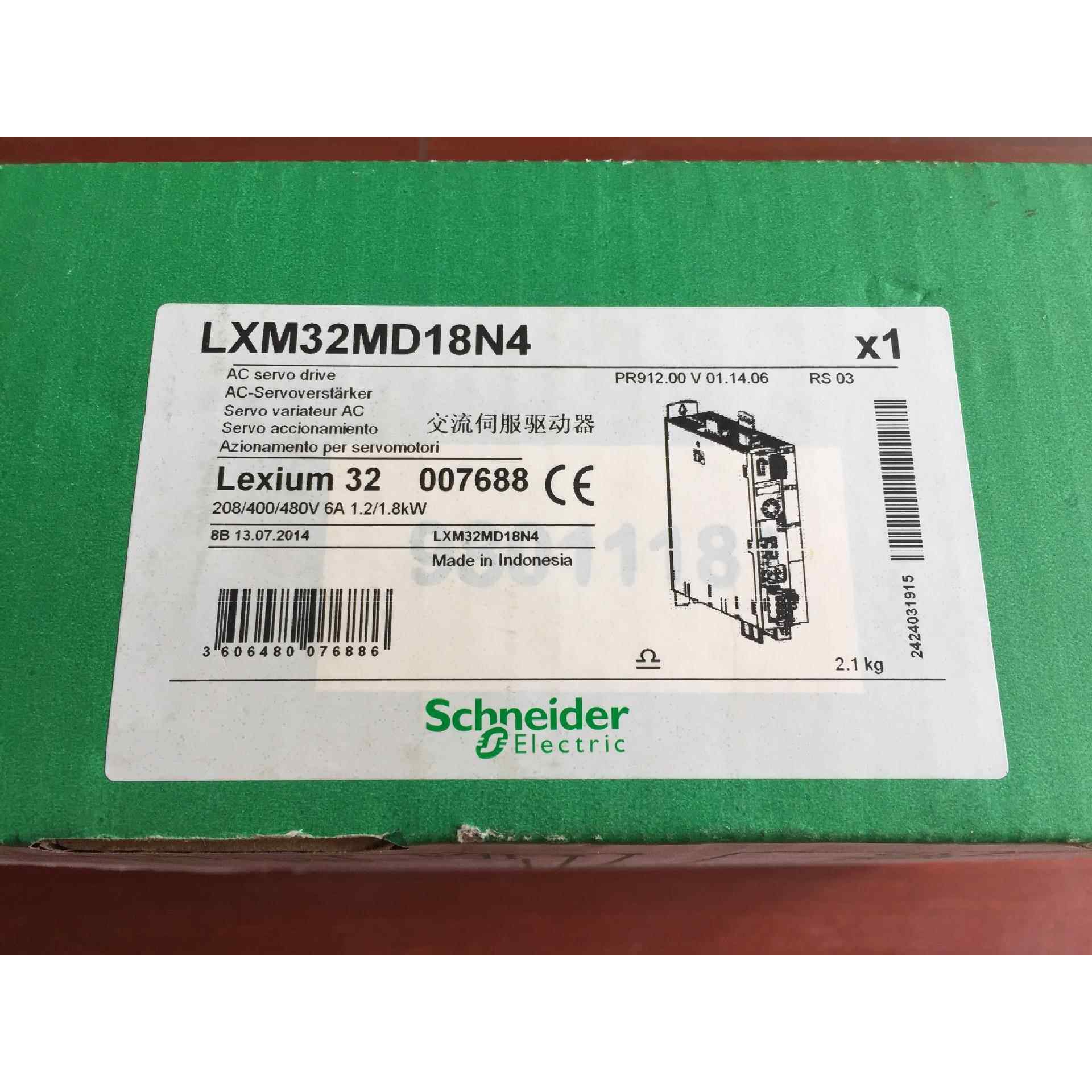 伺服LXM32MD30N4驱动器30A RMS峰值电流3相480V