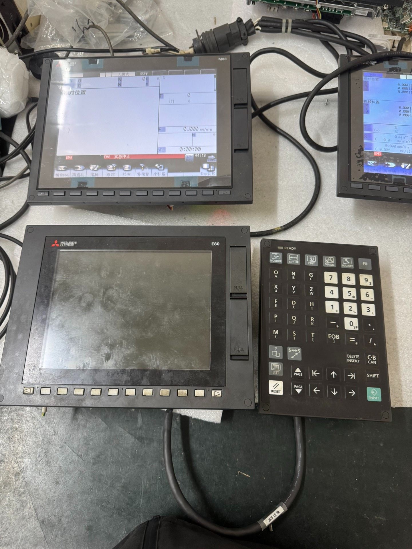 三菱 E80 主机 io  一套