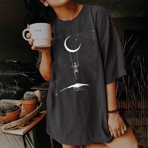 Women's Skeleton & Book Print Round Neck Fitted Tee Vintage