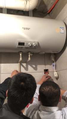 史密斯F160电热水器究竟好不好用，最新评测报告优缺点解说？