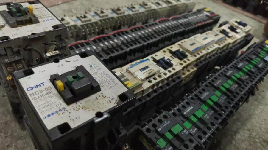 4月13日北京【京械4993】单位淘汰报废处置接触器一批共42个（具体以实物为准，非专业人士谨慎竞拍）网络拍卖公告