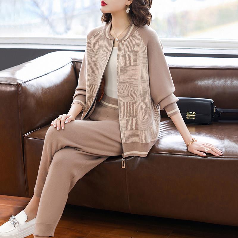 妈妈春秋外套洋派休闲 两件式40岁50减龄时尚中老年女装运动服套