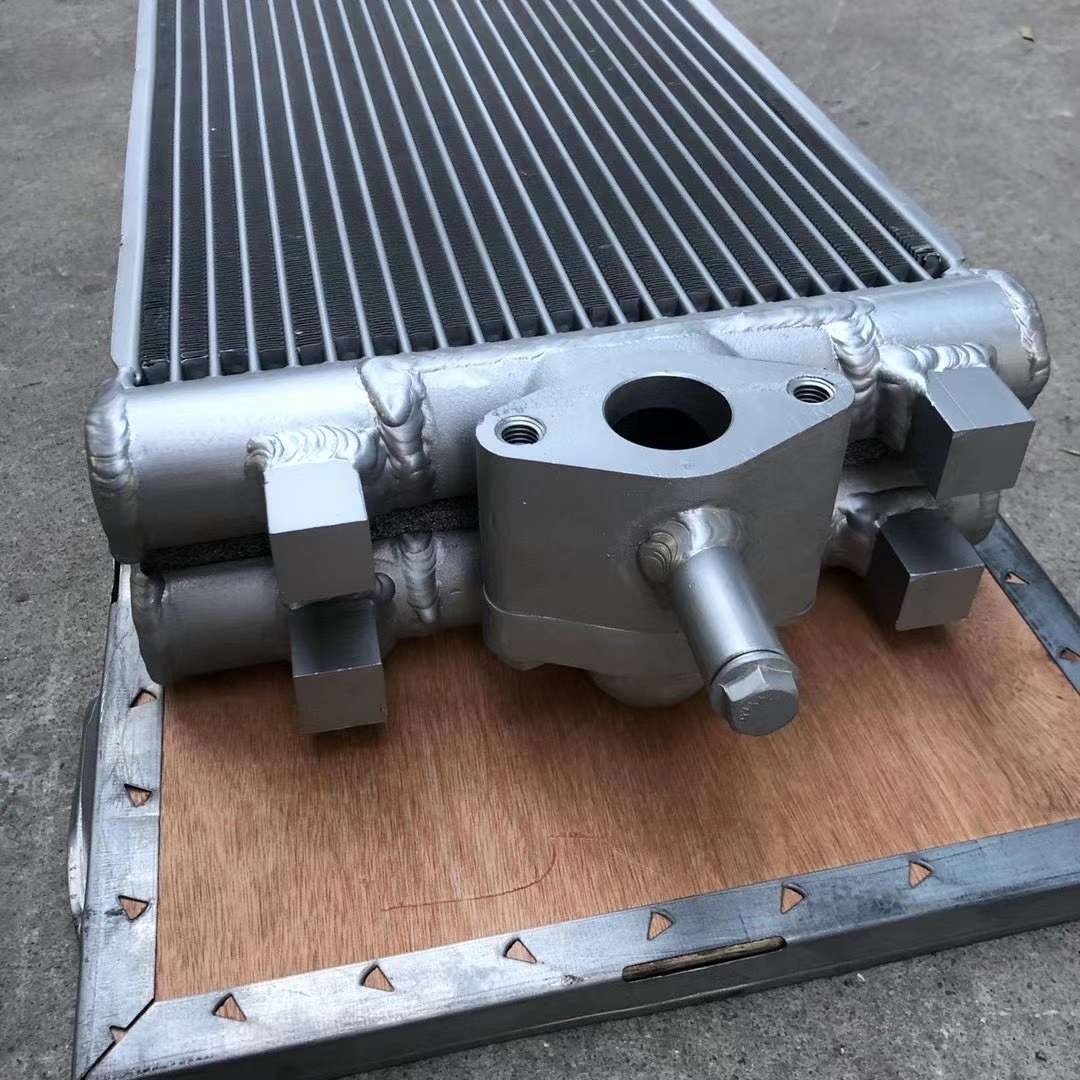 挖掘机配件小松PC160-7 200-8 240-8/-8MO 液压油散热器 全铝油箱