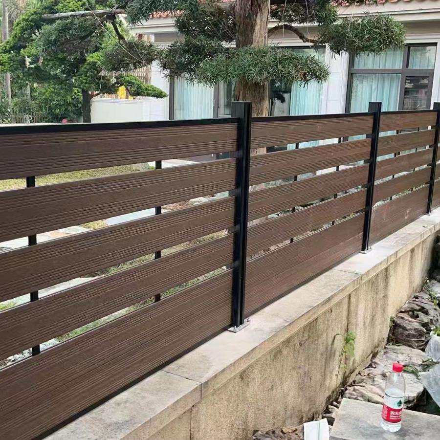 塑木围栏户外阳台花园庭院用木塑栅栏防腐防水室外木护栏广东工厂