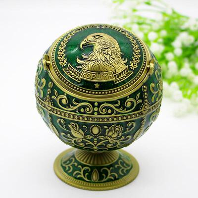 金属复古个性地球仪带盖烟灰缸送男友节日礼品酒店茶几摆件