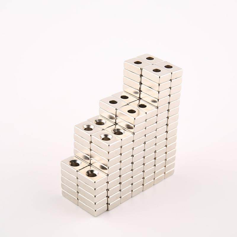 强磁铁长方形20x15x5mm带孔磁铁F15x10x5mm沉头4孔方形强磁吸铁石