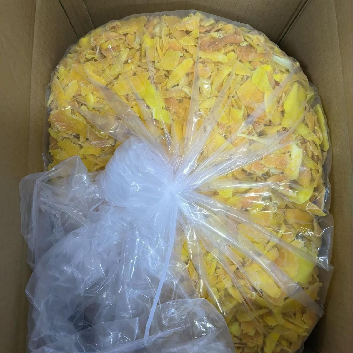 厂家直售  散装芒果干小碎片10kg*1 干果果脯