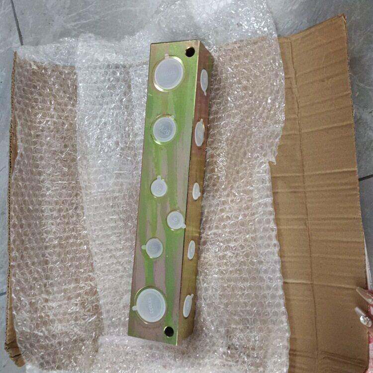 供应轨吊多路阀配件多路阀侧盖板密封阀体内油路