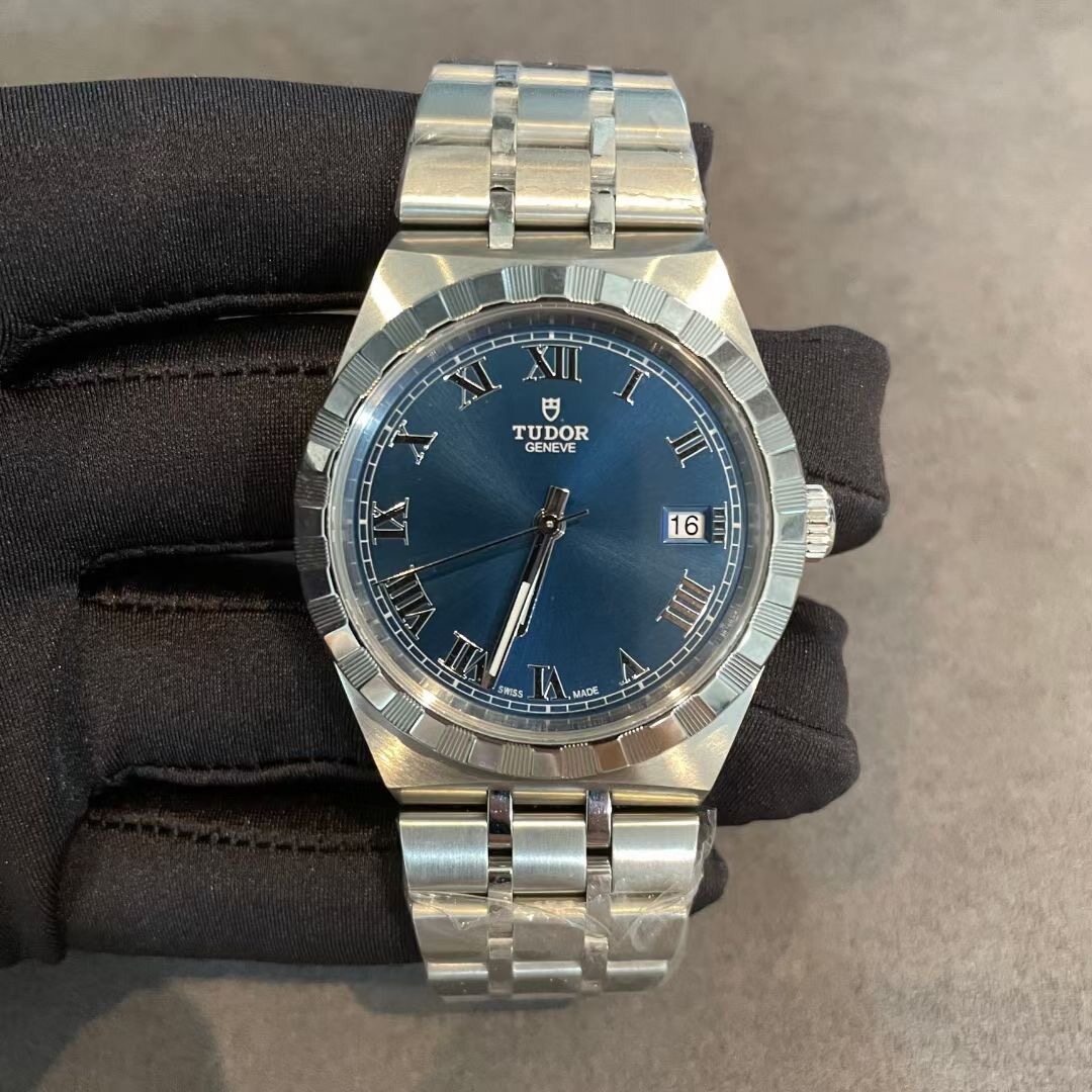 99新未使用 38mm帝舵皇家系列蓝盘M28500-0005自动机械男表正品