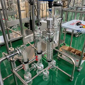 分子蒸馏器植物油提纯提取实验室玻璃短程分子蒸馏器报价