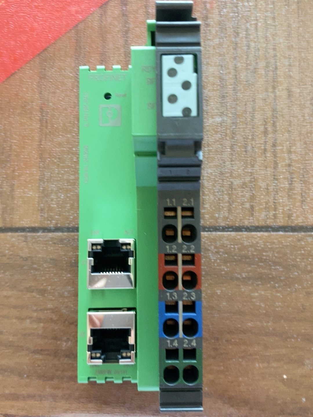 PHOENIX CONTACT 2403696 IL PN