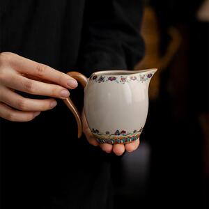 墨己米黄汝窑手把公杯陶瓷家用分茶杯开片国潮敦煌公道杯茶海匀杯