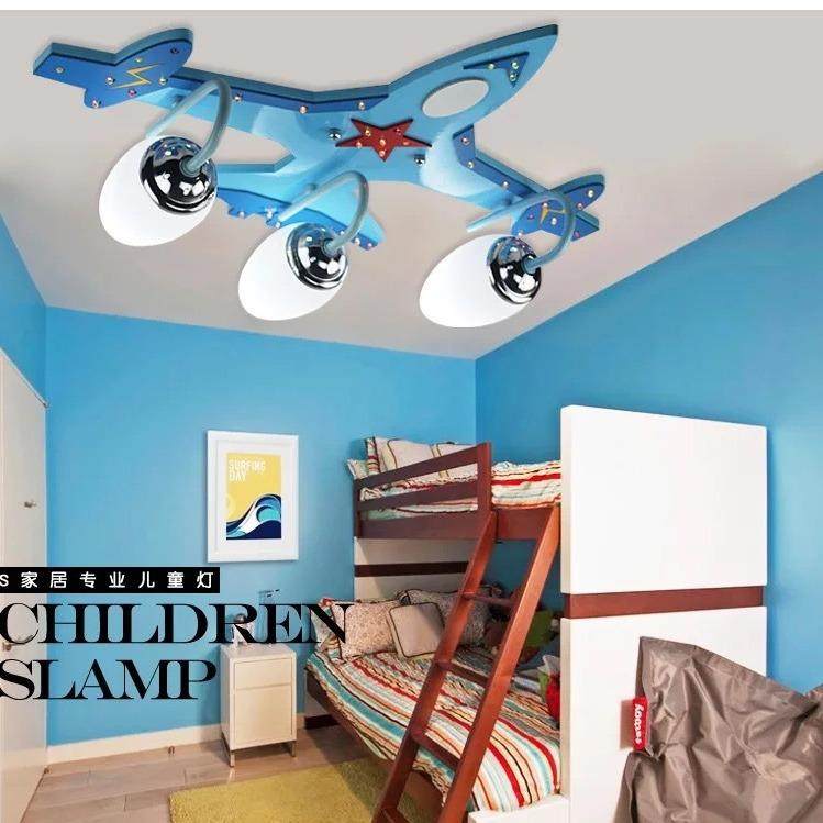 吸顶灯卡通木质飞机卧室灯LED分段遥控客厅灯儿童房幼儿园灯饰