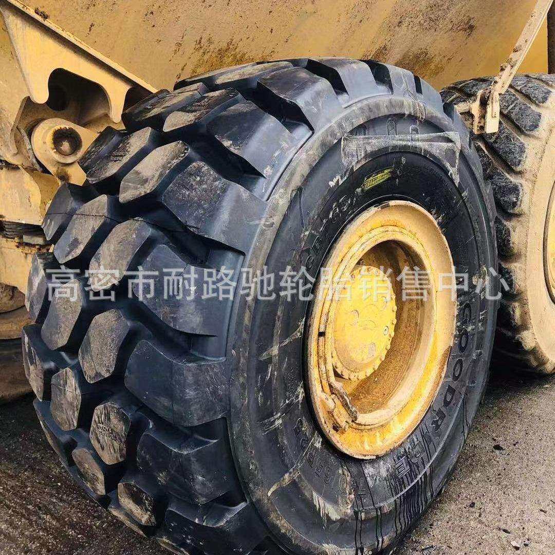 全钢丝装载机铲车轮胎850/65R25 750/65R25 650/65R25矿卡运输车