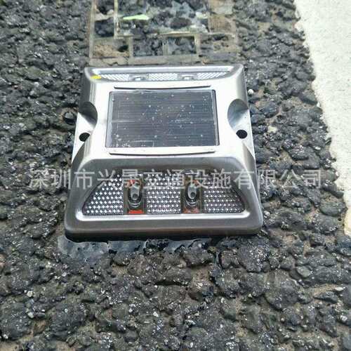 太阳能道钉厂家 发光道钉正方形铝合金道钉双面发光道钉LED道钉灯