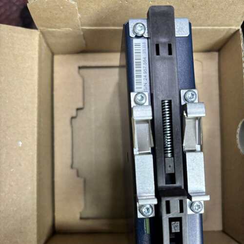 CD5.243 现货库存 DC/DC 转换器 24 - 28 Vdc 96 W DIN导轨安装