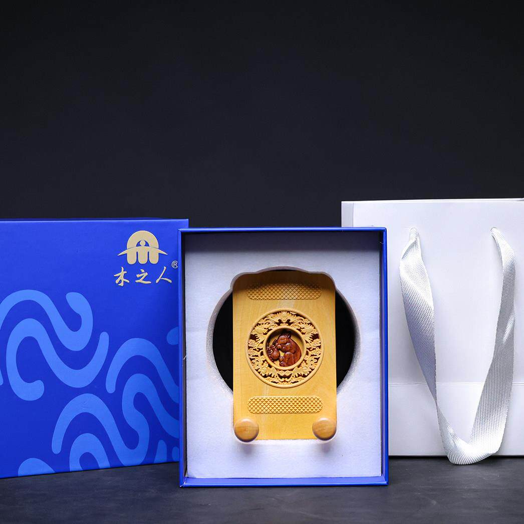 黄杨木雕刻十二生肖手机架创意汽车摆件办公桌车载招财饰品