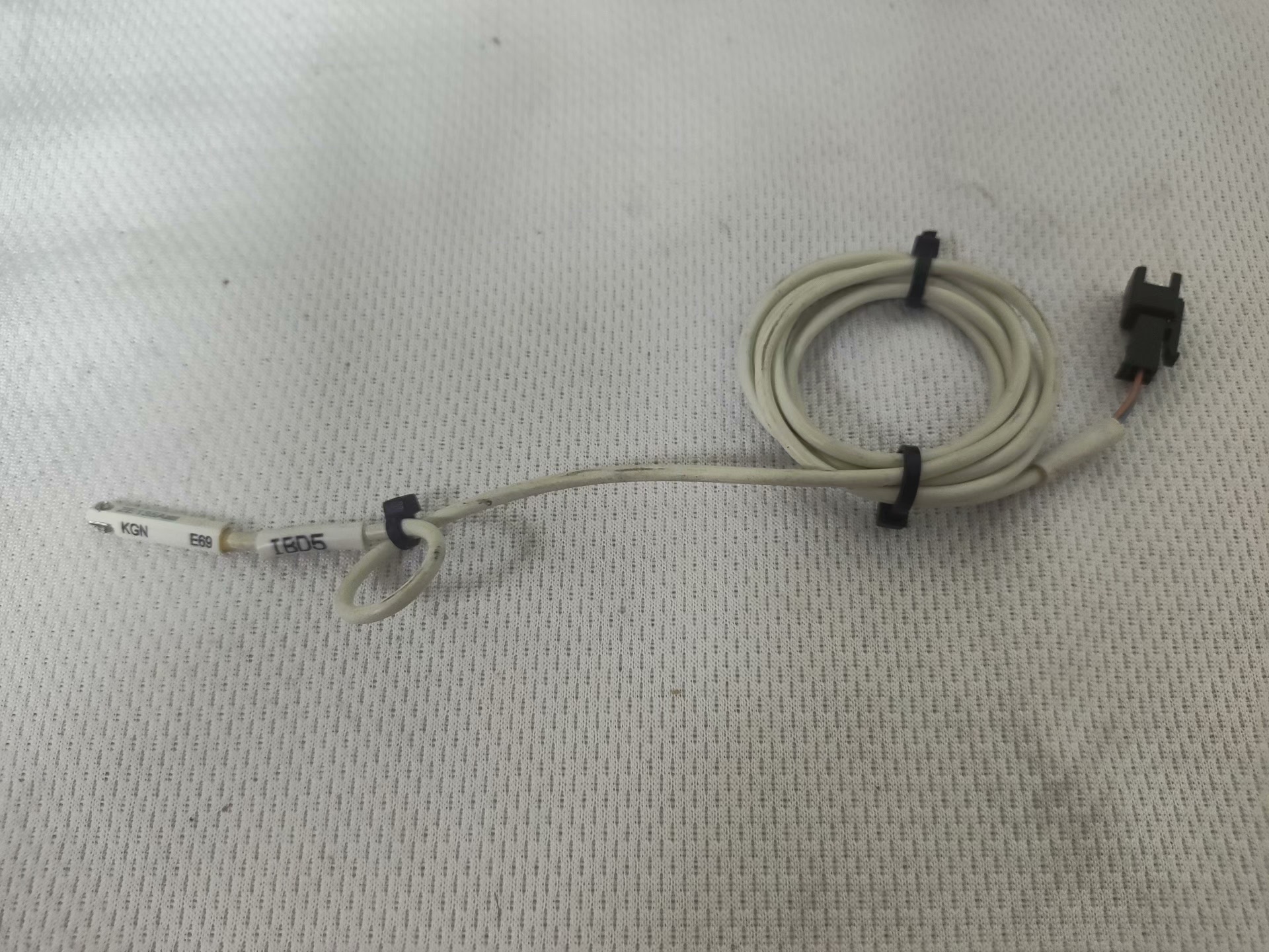 KGN 磁性开关ZE135A