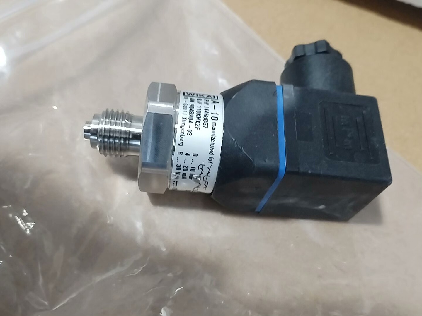 全新德国WIKA威卡A-10压力传感器0-10bar，全新原