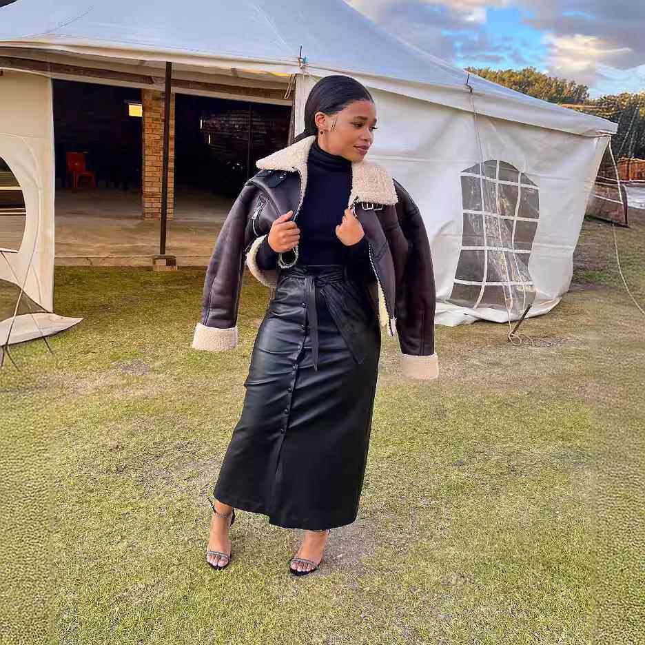 slits black leather with and mid-length belt Womens skirt