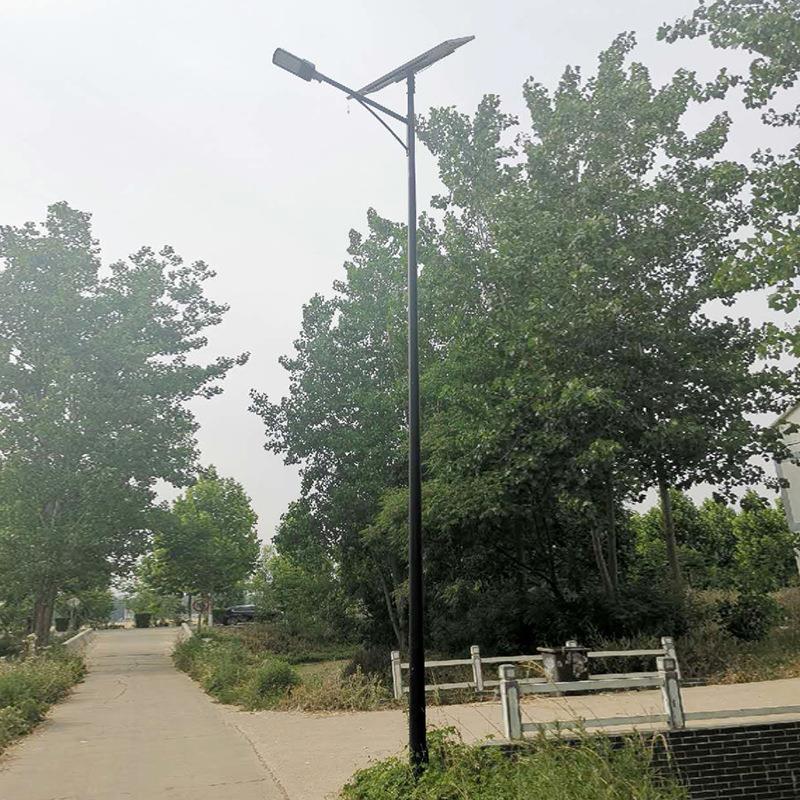 太阳能路灯 5米6米单臂路灯灯杆 公路灯LED灯户外太阳能庭院灯