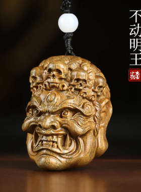 天然绿檀木雕刻不动明王佛头盘玩随身把玩手把件汽车挂件木雕吊坠